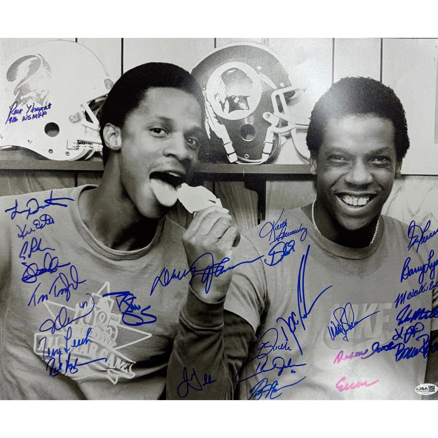 1986 New York Mets Team Autographed Doc and Darryl B&W 16x20 Horizontal JSA