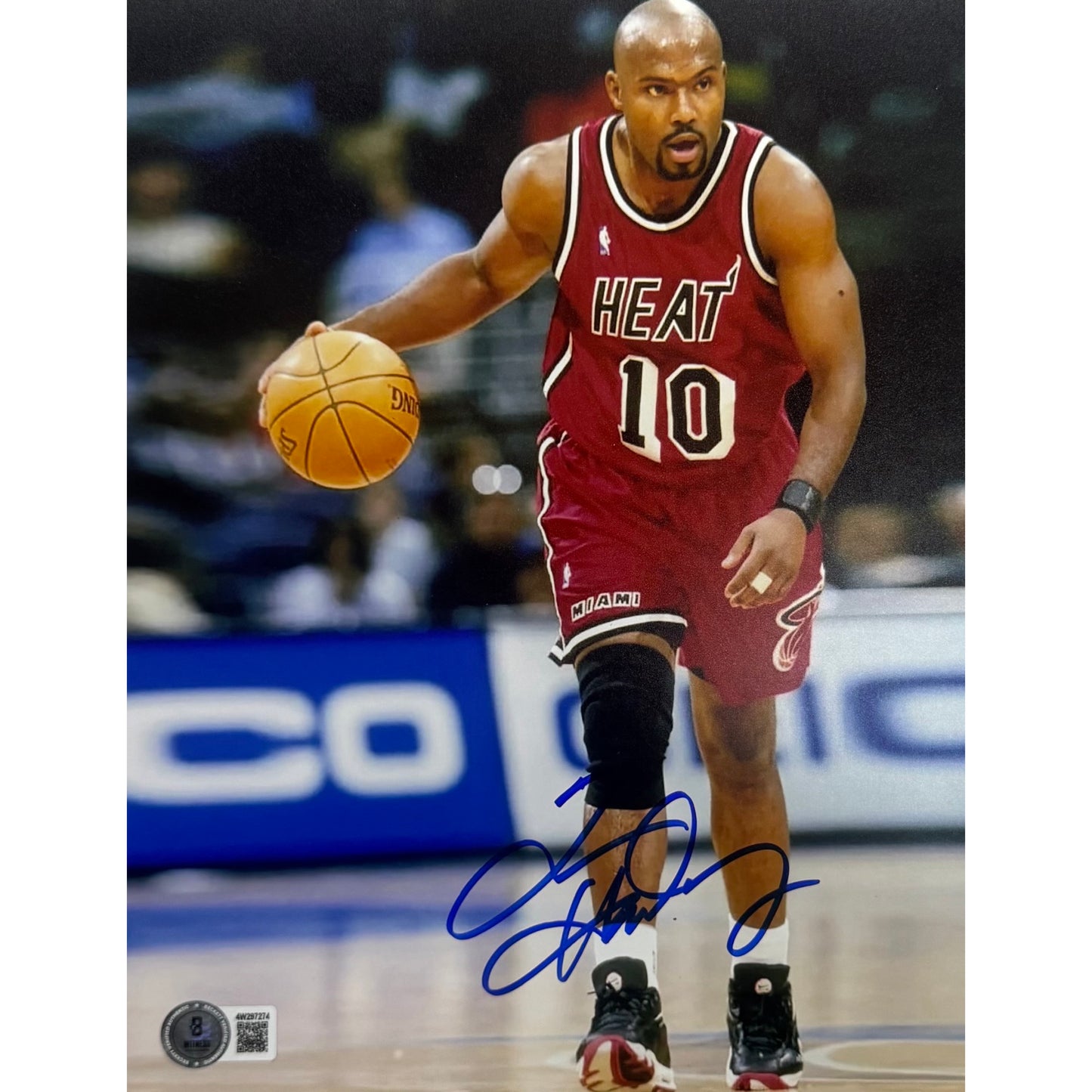 Tim Hardaway Sr Miami Heat Red Jersey Autographed Photo 8x10 Beckett BAS