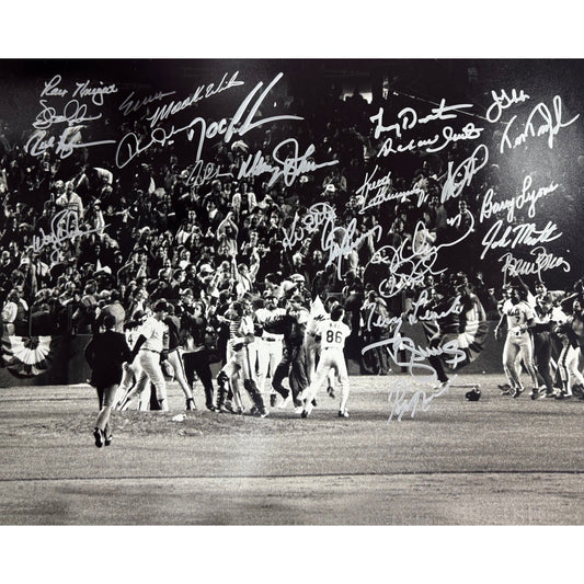 1986 New York Mets Team Autographed Team Celebration B&W 16x20 Horizontal JSA