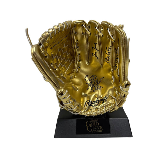 Greg Maddux Autographed Atlanta Braves Mini Gold Glove 18x GG Inscription Beckett